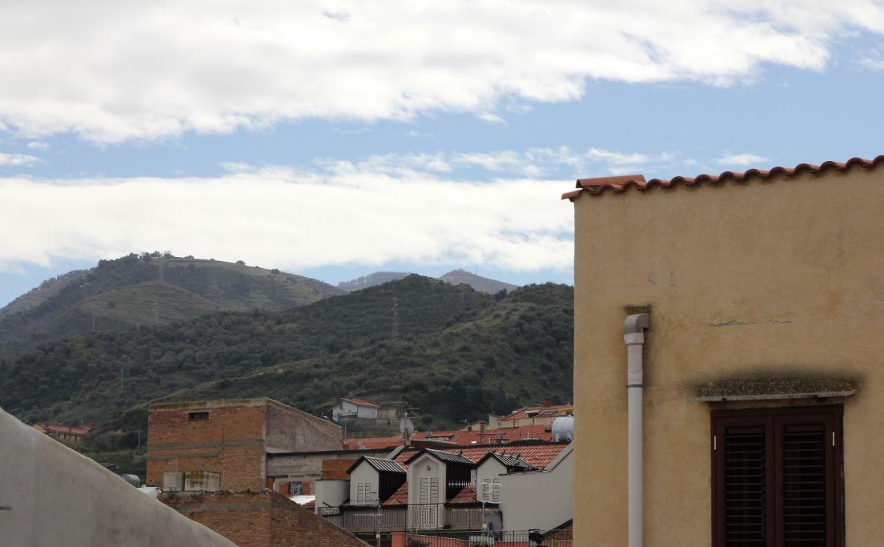Case Vacanza Le Casette Santo Stefano di Camastra Buitenkant foto