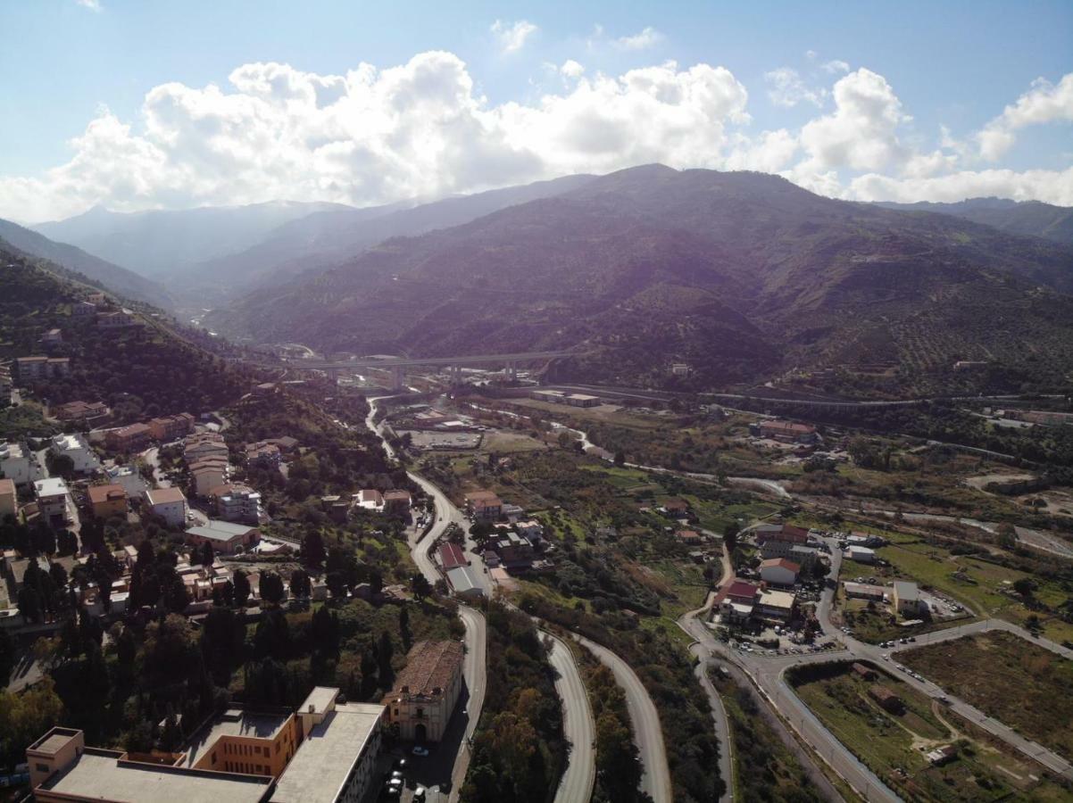 Case Vacanza Le Casette Santo Stefano di Camastra Buitenkant foto
